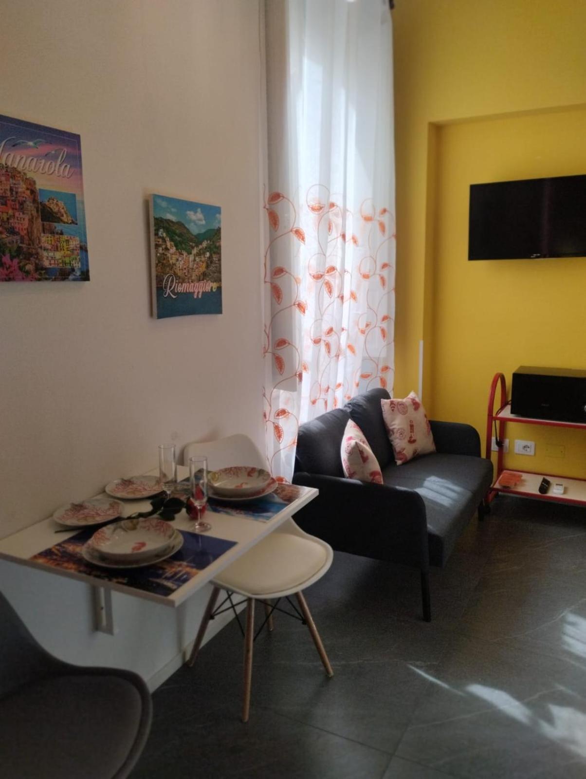 Апартаменты Casa Vacanze Buddy La Tua Base Per Visitare Il Mare Delle Cinque Terre Специя Экстерьер фото